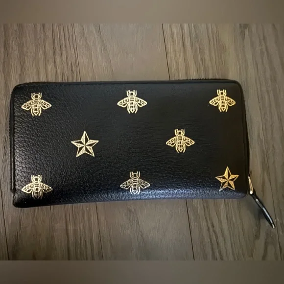Gucci Black Leather Gold Bee and Star Long Zip Wallet with COA - Picture 2 of 13